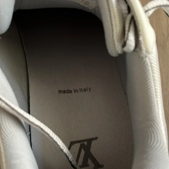 Louis Vuitton Sneakers 👟